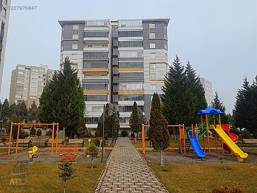 Ata Mah. Yurt Prestij Sitesi Satılık Yapılı 3+1 Satılık Daire
