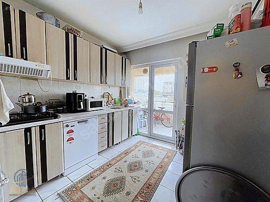 Güzelkentte AVM ve Metroya yürüme mesafesinde Satılık 3+1