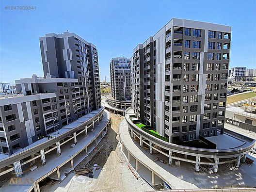 Ilgın Sarı'dan Metro Yanı Yüksek Kira Getirili Sıfır 1+1