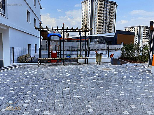 Ilgın Sarı'dan Neos Göksu'da Balkonlu Kiralık 1+1 Sıfır